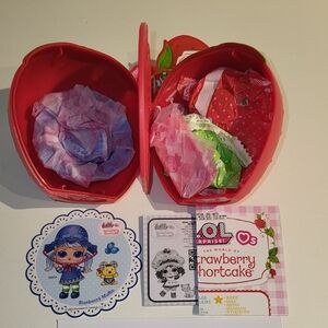 **LIMITED EDITION** STRAWBERRY SHORTCAKE LOL TOTS